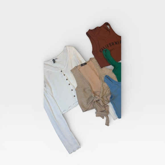 SMALL BUNDLE 18 Total Tops Going Out Crop Tops Misc Brands Brandy Melville SHEIN - Picture 11 of 11